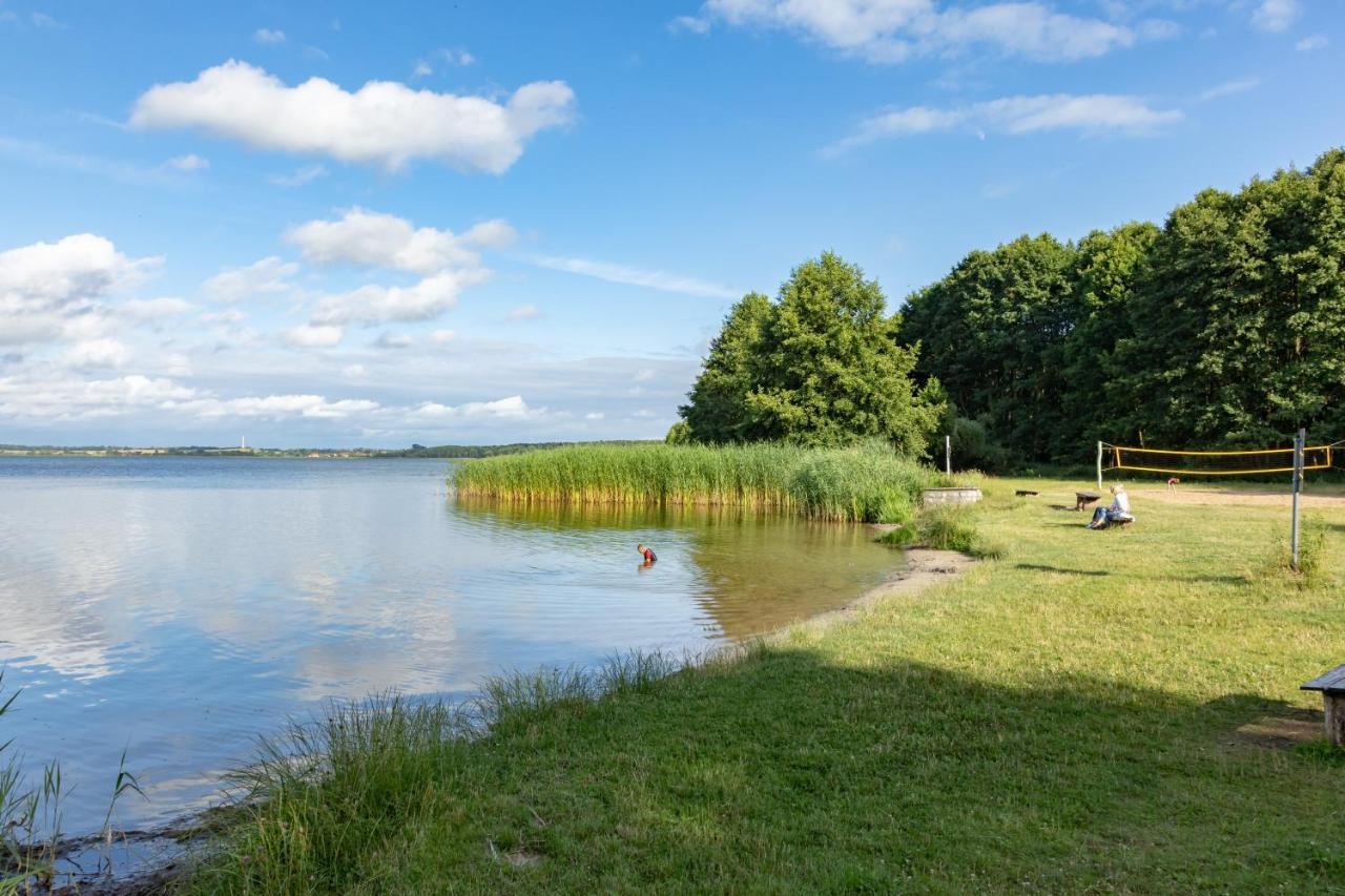 Gemutliches Tinyhouse Bungalow Mit Kamin & Sauna Am See Joachimsthal Extérieur photo