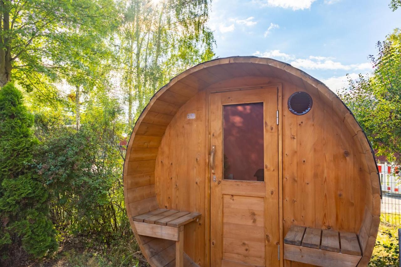 Gemutliches Tinyhouse Bungalow Mit Kamin & Sauna Am See Joachimsthal Extérieur photo